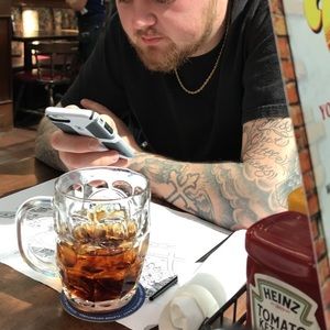 Meet your Posher, Jesse sneaker head buy and sell